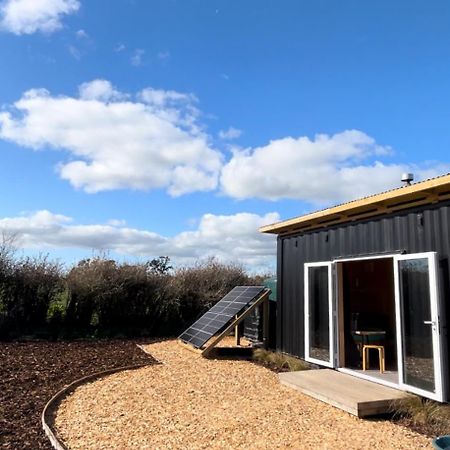 Cosy Tiny Container Cabin Carterton 외부 사진